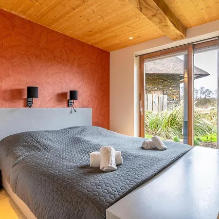 Vila Buytenplaats 191 *